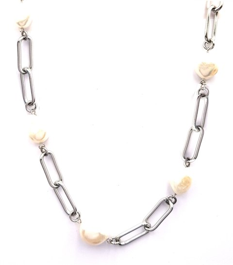 ​​Welch Steel Chain Pearl Necklace